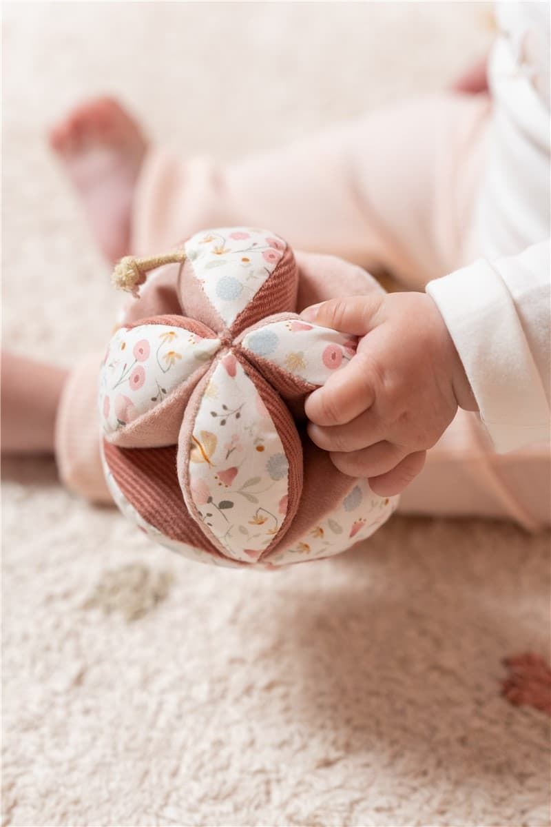 Pelota Montesori Flores y mariposas Little Dutch - Imagen 6